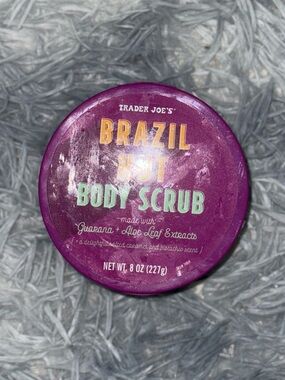 🏷️NWT Trader Joe’s Brazil Nut Body Scrub